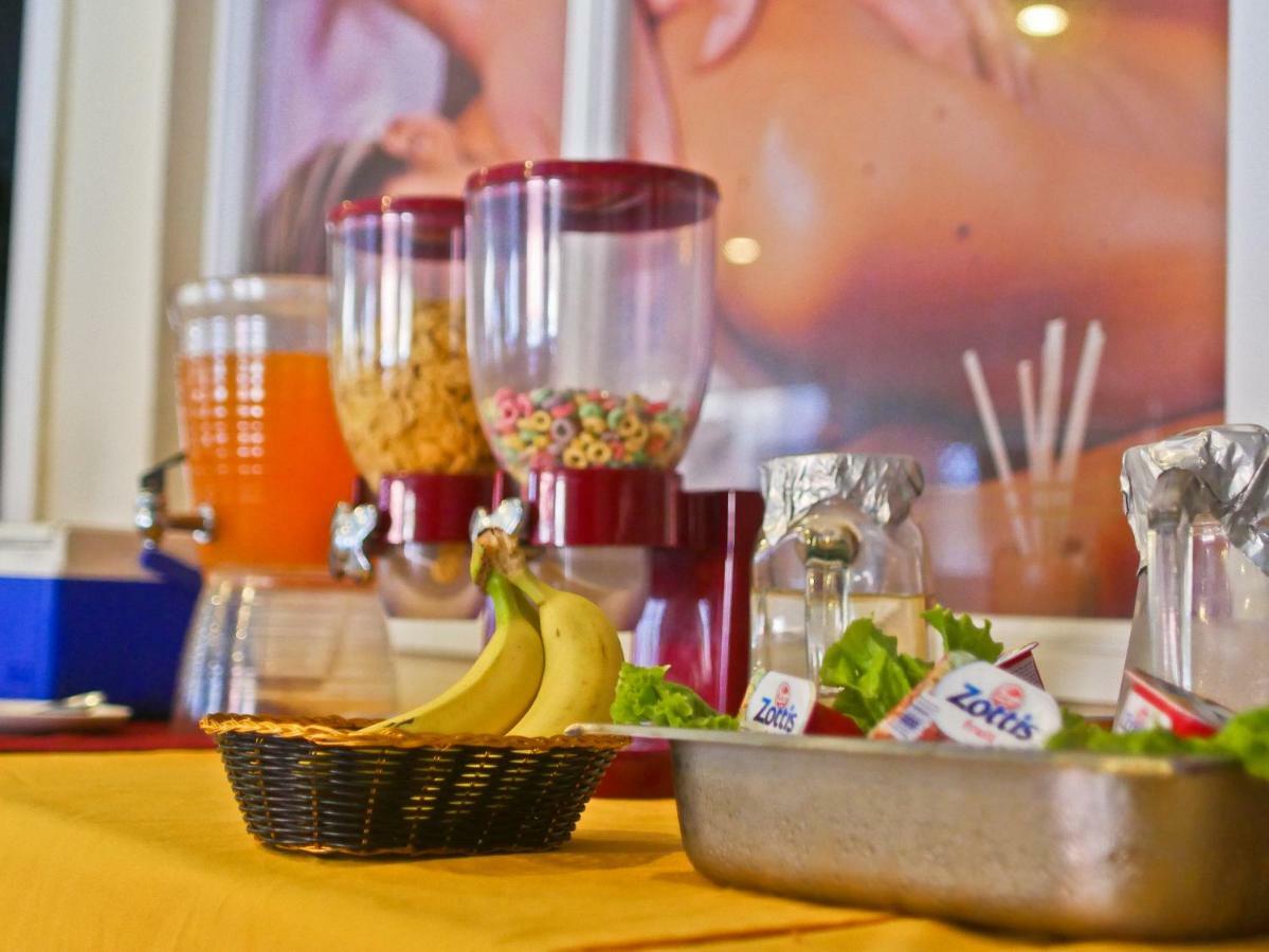 Hotel North Resort Парамарибо Екстериор снимка